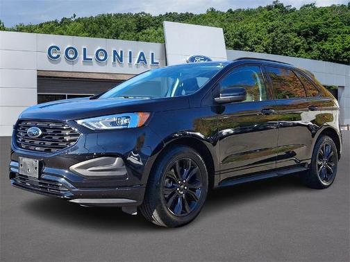 2022 Ford Edge SE