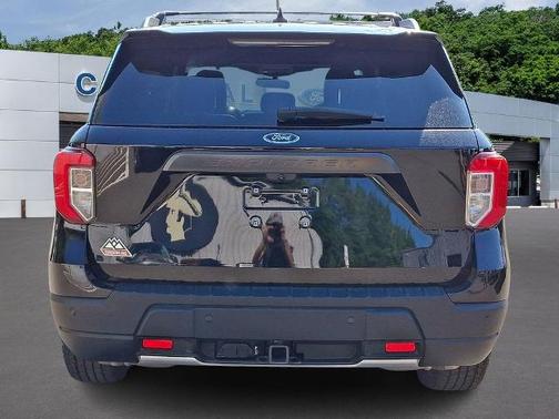 AGATE BLACK METALLIC 2022 Ford Explorer TIMBERLINE