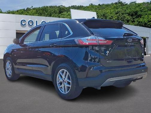 AGATE BLACK METALLIC 2022 Ford Edge SEL