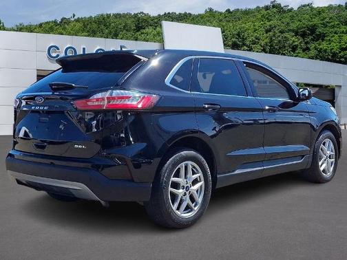AGATE BLACK METALLIC 2022 Ford Edge SEL