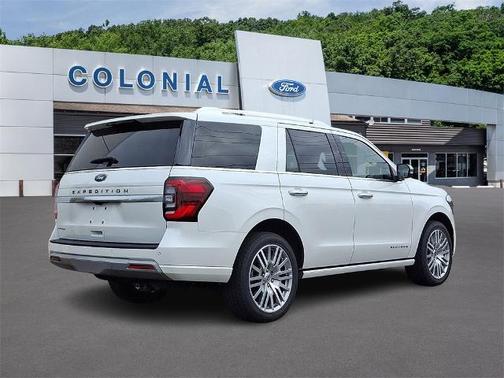 2023 Ford Expedition PLATINUM