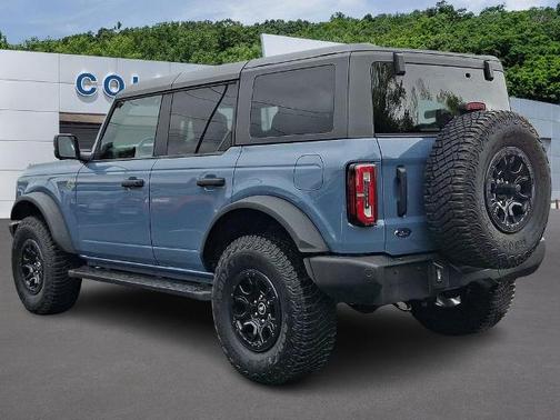 AZURE GRAY MET TRI-COAT 2023 Ford Bronco WILDTRAK