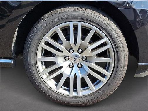 2023 Ford Expedition PLATINUM