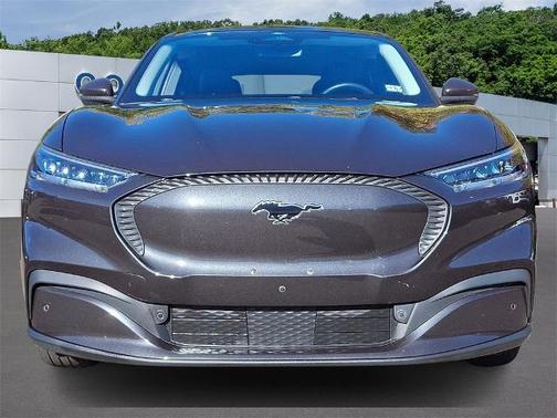 2021 Ford Mustang Mach-E SELECT