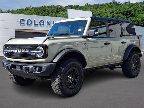DESERT SAND 2025 Ford Bronco BADLANDS
