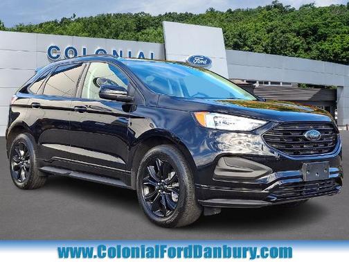 AGATE BLACK METALLIC 2024 Ford Edge SE