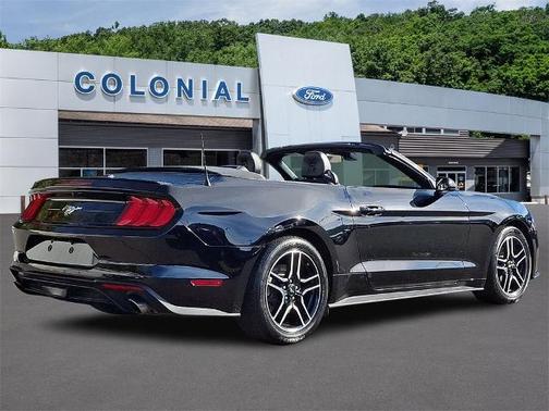 2023 Ford Mustang ECOBOOST PREMIUM