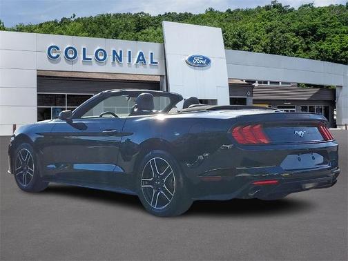 2023 Ford Mustang ECOBOOST PREMIUM