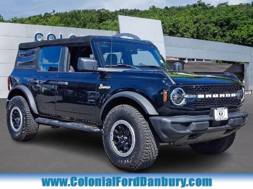 SHADOW BLACK 2022 Ford Bronco BASE