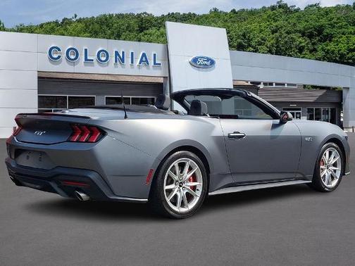 CARBONIZED GRAY METALLIC 2025 Ford Mustang GT PREMIUM