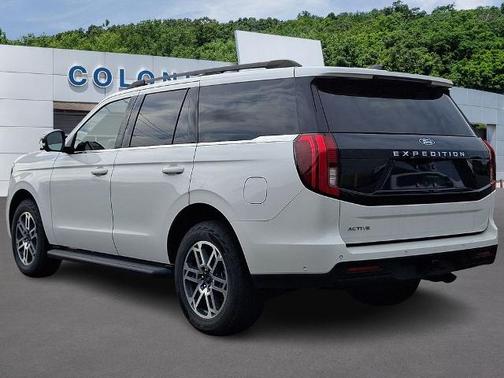 STAR WHITE MET TRI-COAT 2025 Ford Expedition ACTIVE