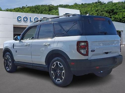 OXFORD WHITE 2023 Ford Bronco Sport OUTER BANKS