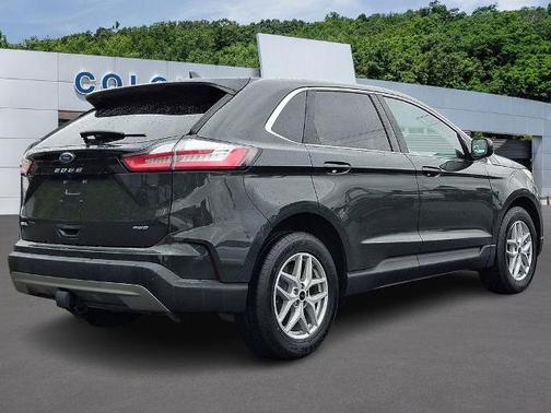 FORGED GREEN 2023 Ford Edge SEL