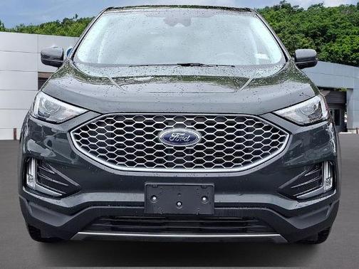 FORGED GREEN 2023 Ford Edge SEL
