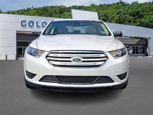 2019 Ford Taurus LIMITED