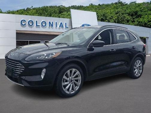 2022 Ford Escape TITANIUM