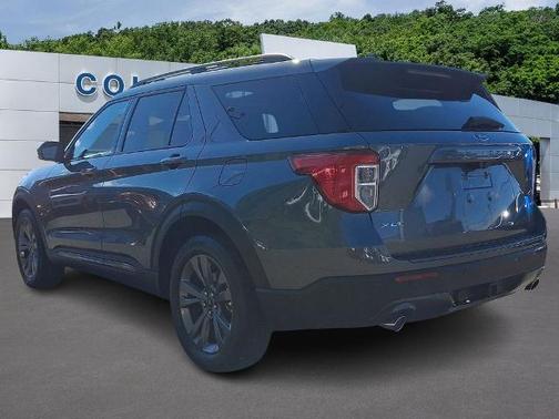 CARBONIZED GRAY METALLIC 2023 Ford Explorer XLT