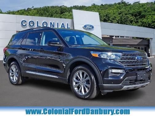 AGATE BLACK METALLIC 2024 Ford Explorer XLT
