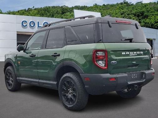 ERUPTION GREEN METALLIC 2025 Ford Bronco Sport BADLANDS