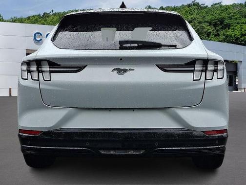 SPACE WHITE METALLIC 2023 Ford Mustang Mach-E PREMIUM