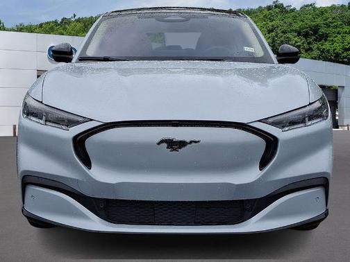 SPACE WHITE METALLIC 2023 Ford Mustang Mach-E PREMIUM