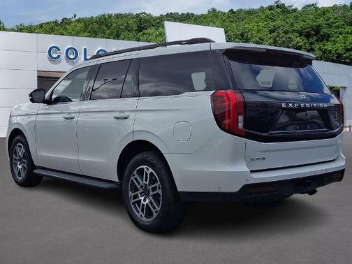 STAR WHITE MET TRI-COAT 2025 Ford Expedition ACTIVE