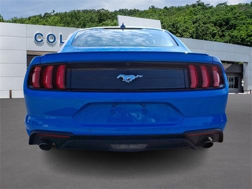 2022 Ford Mustang ECOBOOST