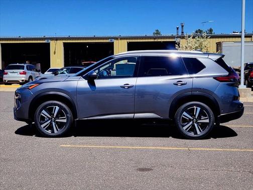 2025 Nissan Rogue SL