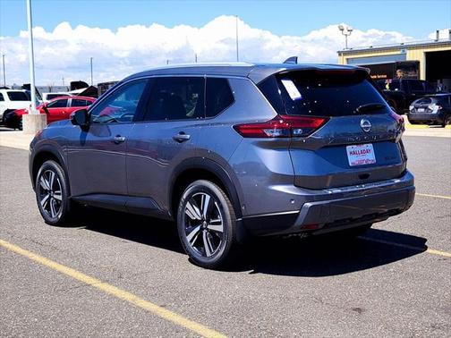 2025 Nissan Rogue SL