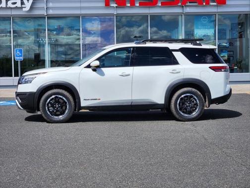 2025 Nissan Pathfinder Rock Creek 4WD