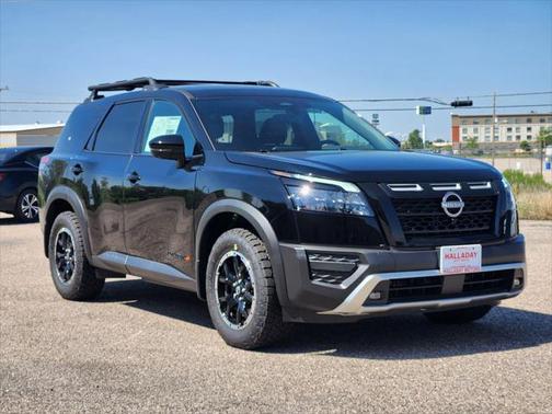 2025 Nissan Pathfinder Rock Creek 4WD
