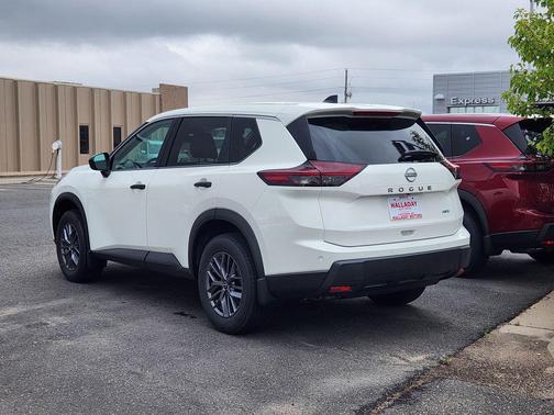 2026 Nissan Rogue S