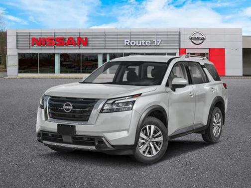 2025 Nissan Pathfinder SL 4WD