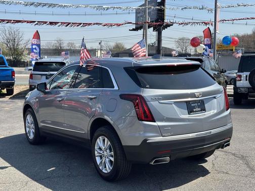 Argent Silver Metallic 2025 Cadillac XT5 Luxury