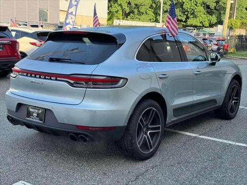 2021 Porsche Macan Base