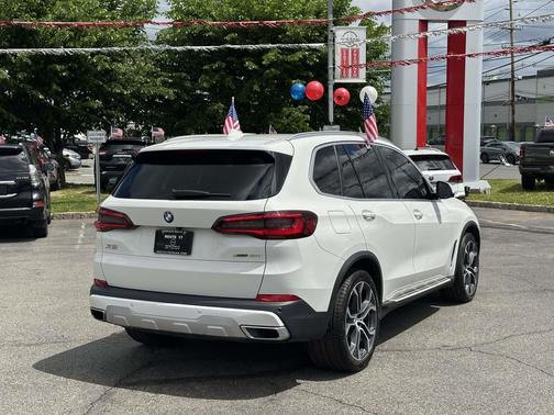 Alpine White 2022 BMW X5 xDrive40i
