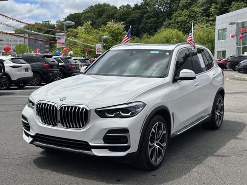 Alpine White 2022 BMW X5 xDrive40i