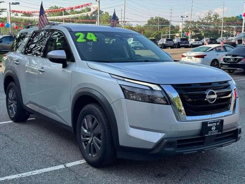 2024 Nissan Pathfinder SV 4WD