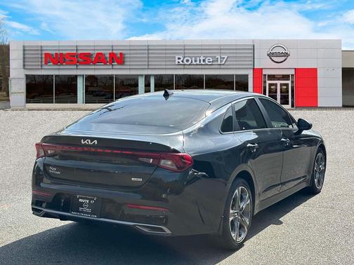 2022 Kia K5 LXS
