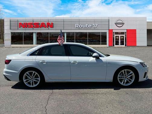 2023 Audi A4 45 S line Premium Plus