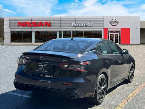 2023 Nissan Maxima SR Xtronic CVT