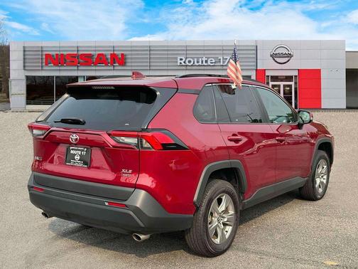 2023 Toyota RAV4 XLE