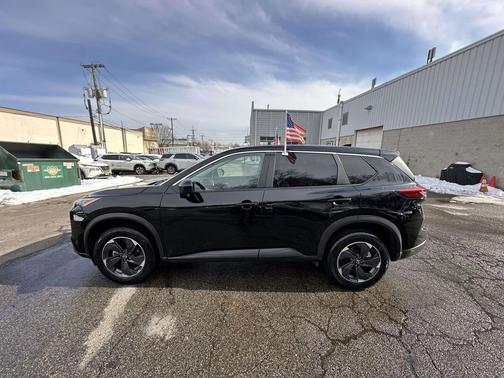 2025 Nissan Rogue SV