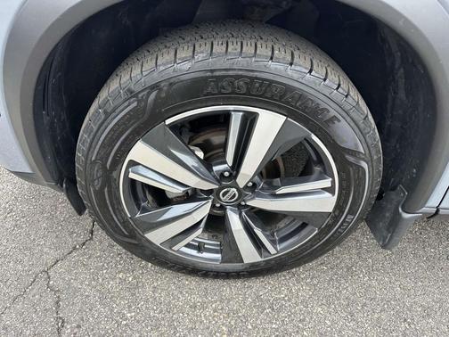 Boulder Gray Pearl 2021 Nissan Rogue Platinum