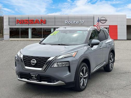 Boulder Gray Pearl 2021 Nissan Rogue Platinum