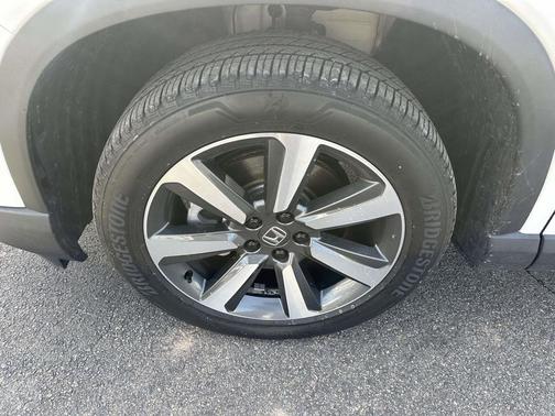 2023 Honda Pilot AWD Elite