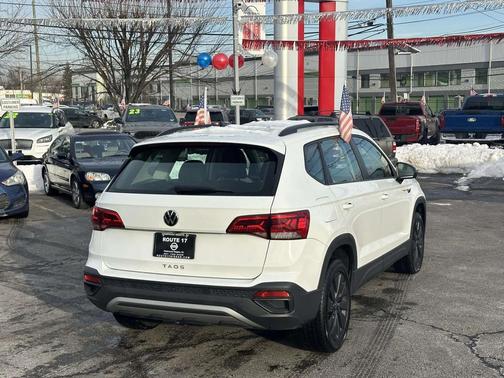 2024 Volkswagen Taos 1.5T S