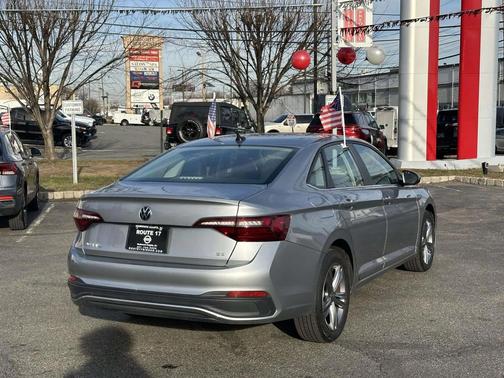2024 Volkswagen Jetta 1.5T SE