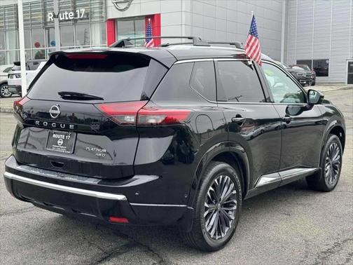 2024 Nissan Rogue Platinum