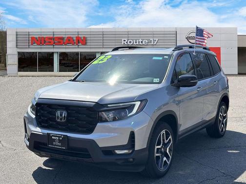 Lunar Silver Metallic 2023 Honda Passport AWD Elite